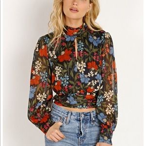 Floral top